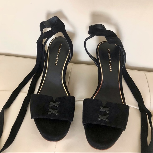 Etienne Aigner black suede Destroy platform sandals - Picture 3 of 9